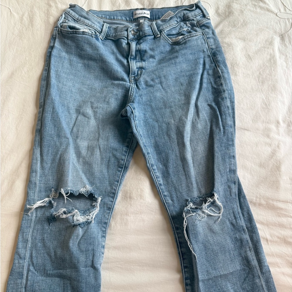 Women's Blue Distressed Jeans Studio Blue size 32